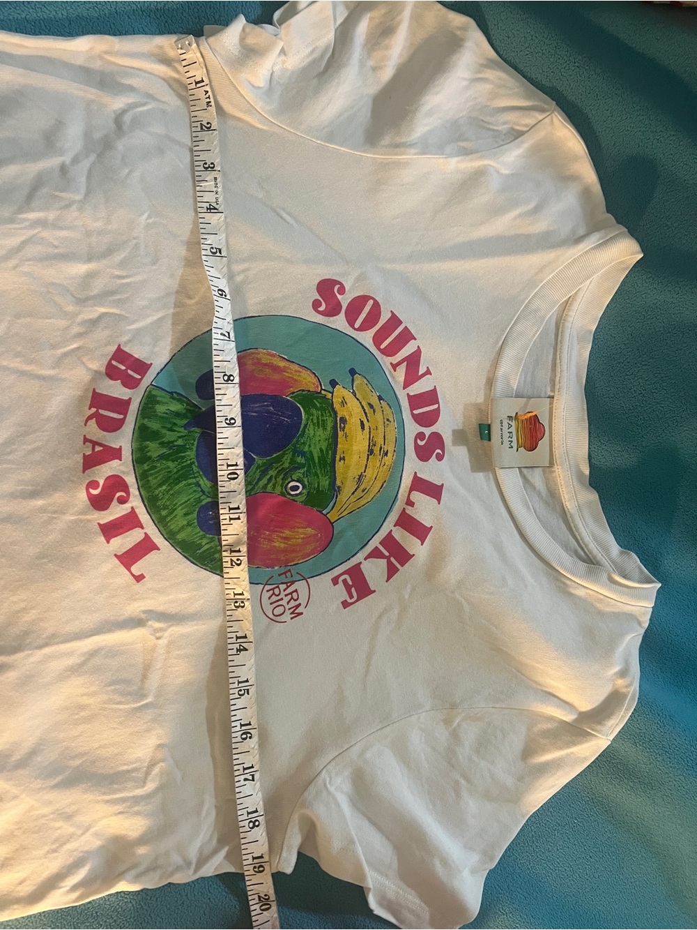 FARM Rio White Tee with Multicolor Parrot Graphic - Picture 3 of 5